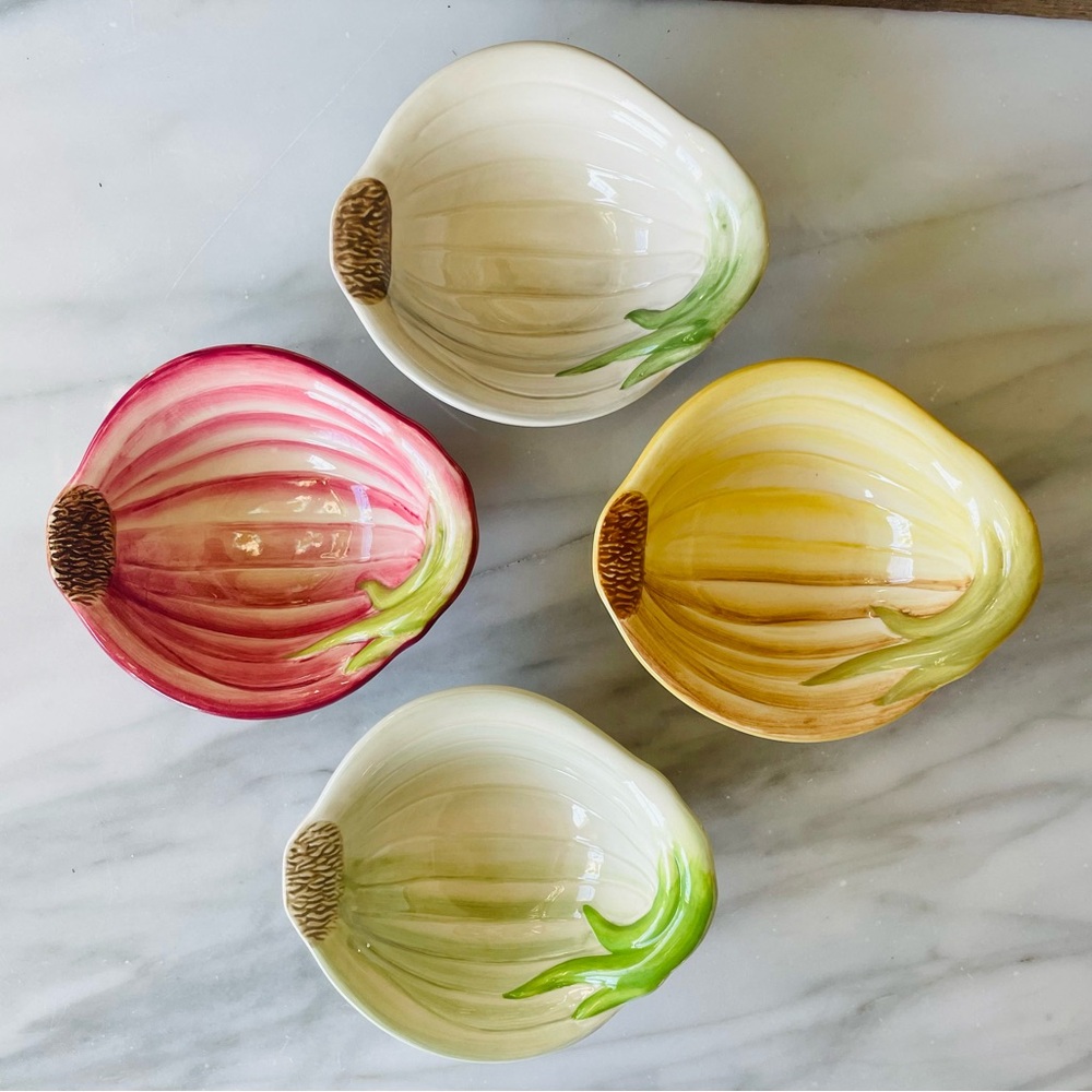 Williams Sonoma•Set of 4~Hand-Painted Veggie Bowls•Individual Olive Oil/Ketchup